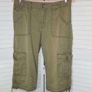 St. John's Bay Capri